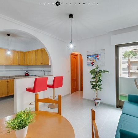 Colorful Apartment Torrevieja Exterior foto